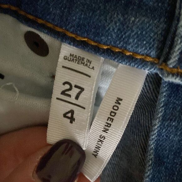 LOFT Double Frayed Hem Modern Skinny Size 27/4 - Picture 11 of 11